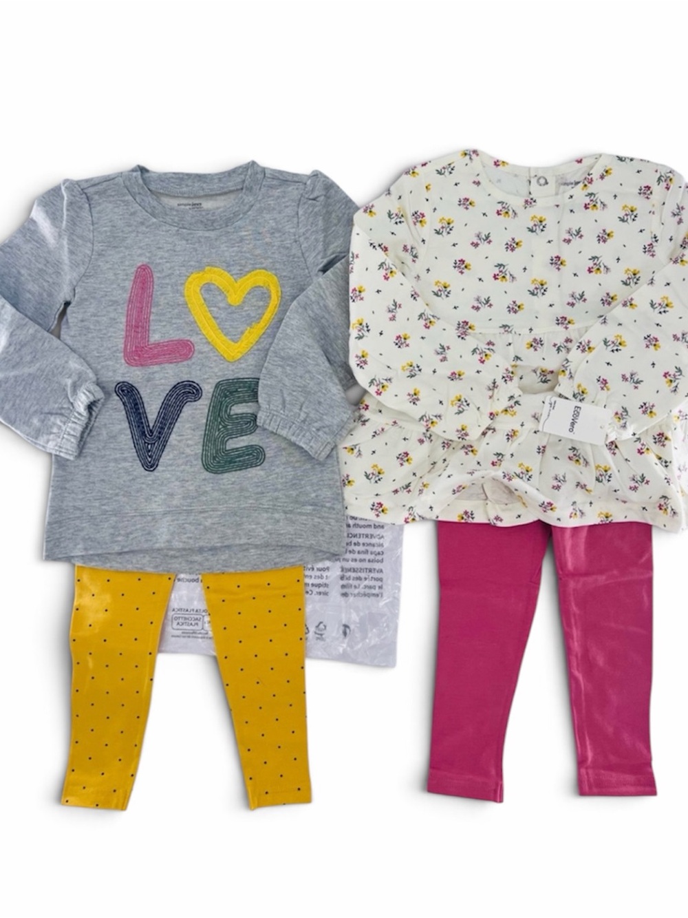 Simple Joys by Carter's 4 piece Playwear Set new with packaging size 2T
